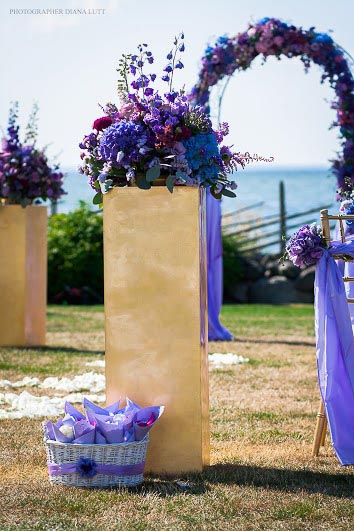 violet-gold-wedding-2